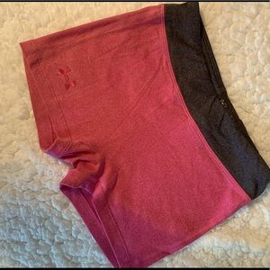 Under Armor Pink compression workout shorts XS